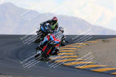 media/Oct-03-2022-Moto Forza (Mon) [[5f077a3730]]/Beginner Group/Session 5 (Turn 12)/